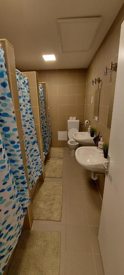 K21 Party Apartment Hotel With Inhouse Ruin Pub 布达佩斯 外观 照片